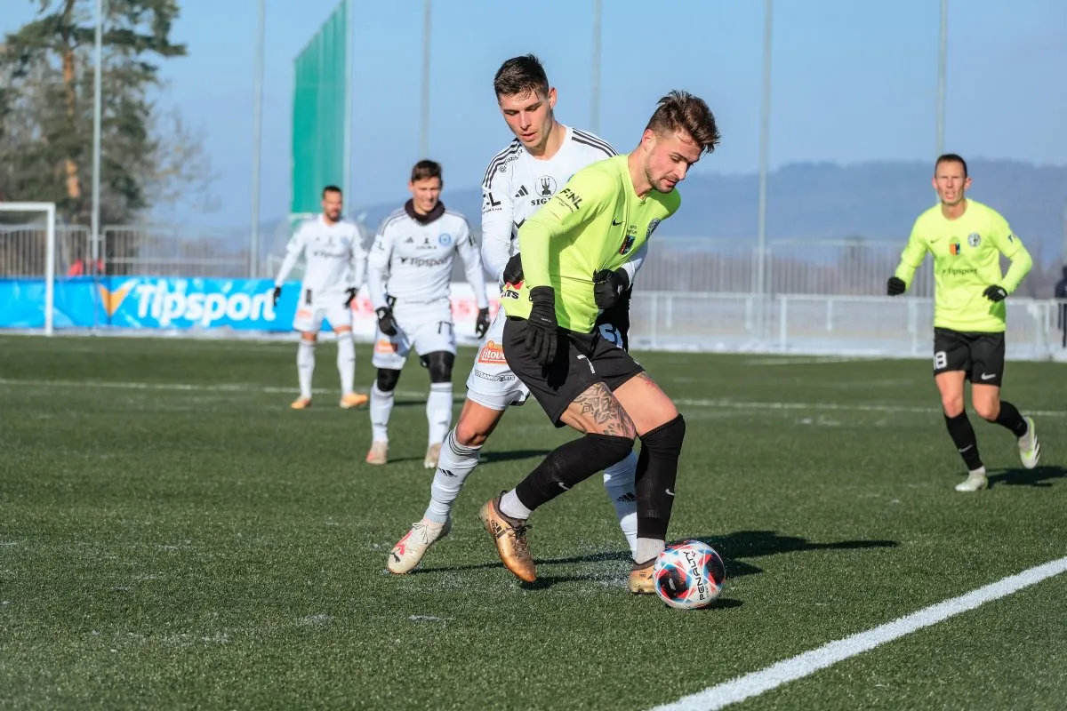 Osm týmů v sobotu vstoupilo do Tipsport ligy